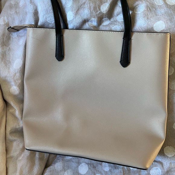 Kate Spade Daily Tote Bag - Picture 2 of 7